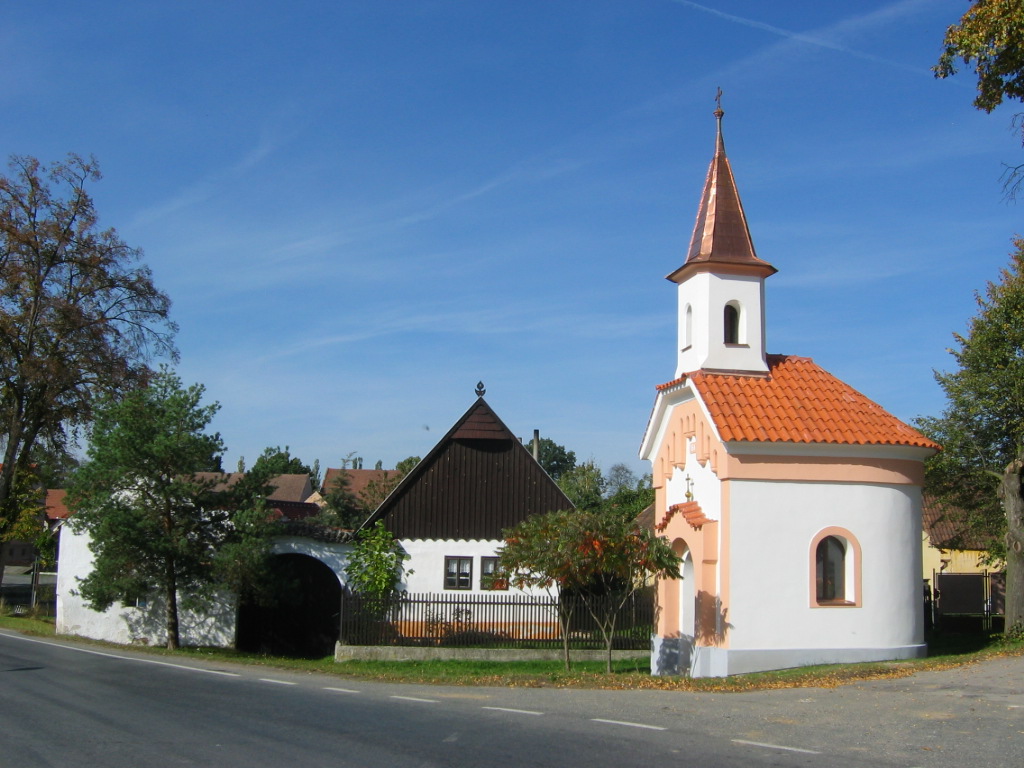 Kaplička v Bechyňské Smolči